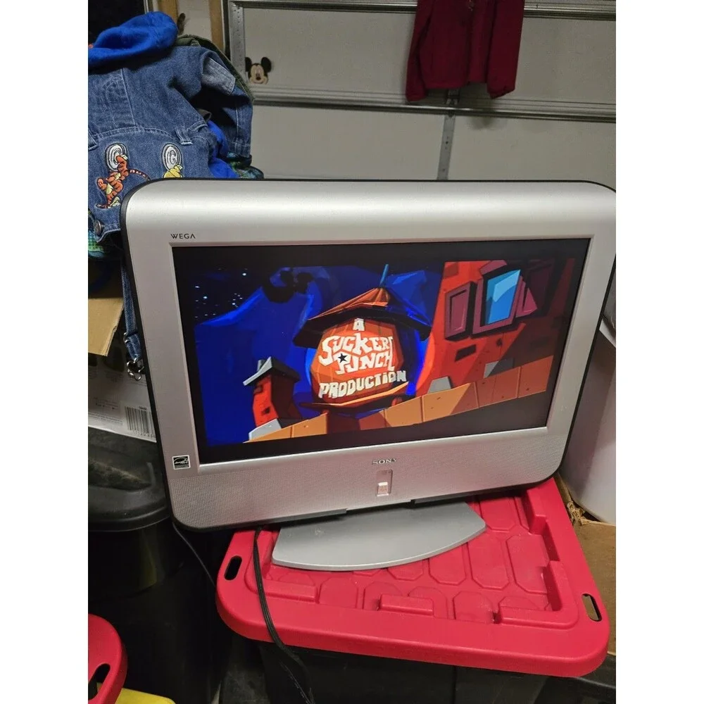 Sony Wega KLV23M1 23Inch M Series LCD Wega Flat Panel Television RARE G3D